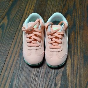 Little Girls Puma Sneakers